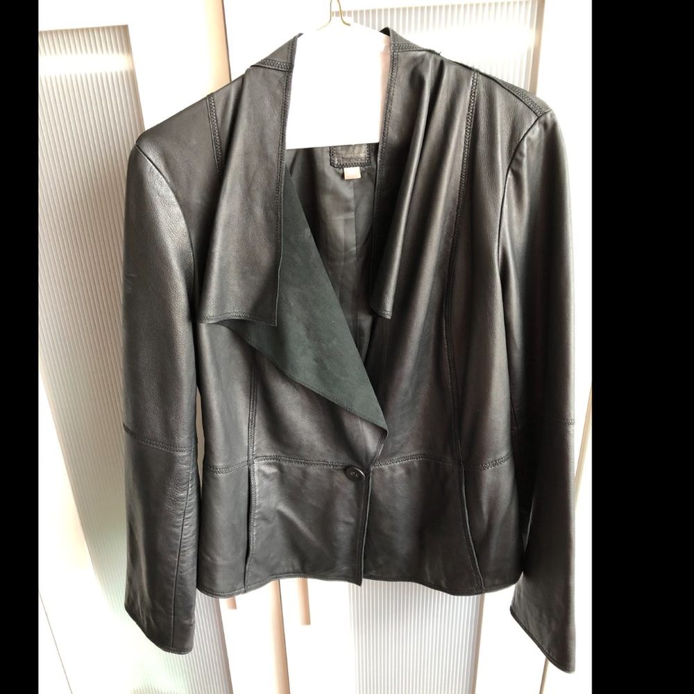 J.CREW LEATHER JACKET SIZE SMALL